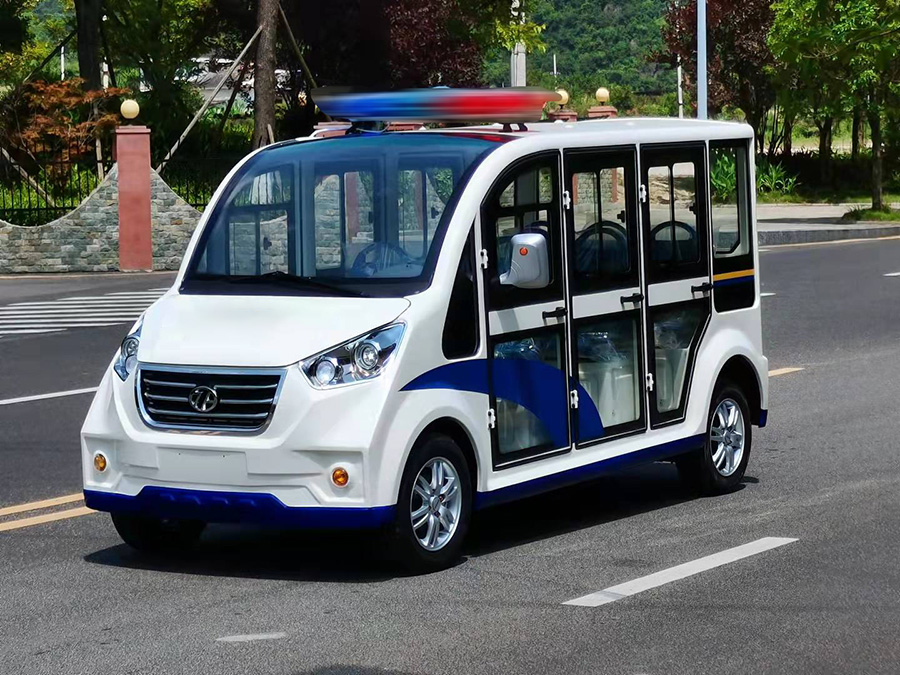 8座封闭式电动巡逻车